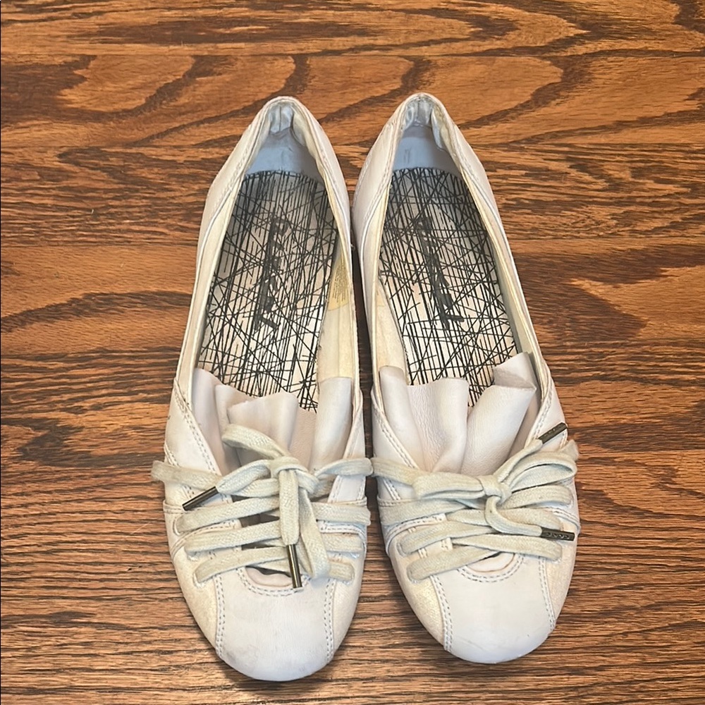 Diesel Women's White Leather Flats